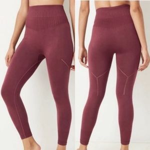 Joylab Port Royale Ribbed Detail Leggings NWT Size XL